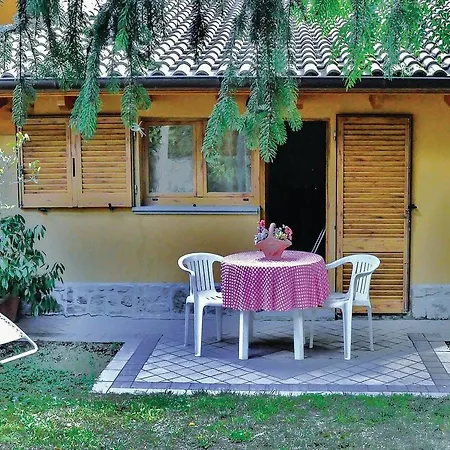 Perugia 41 With Outdoor Swimmingpool Montebagnolo